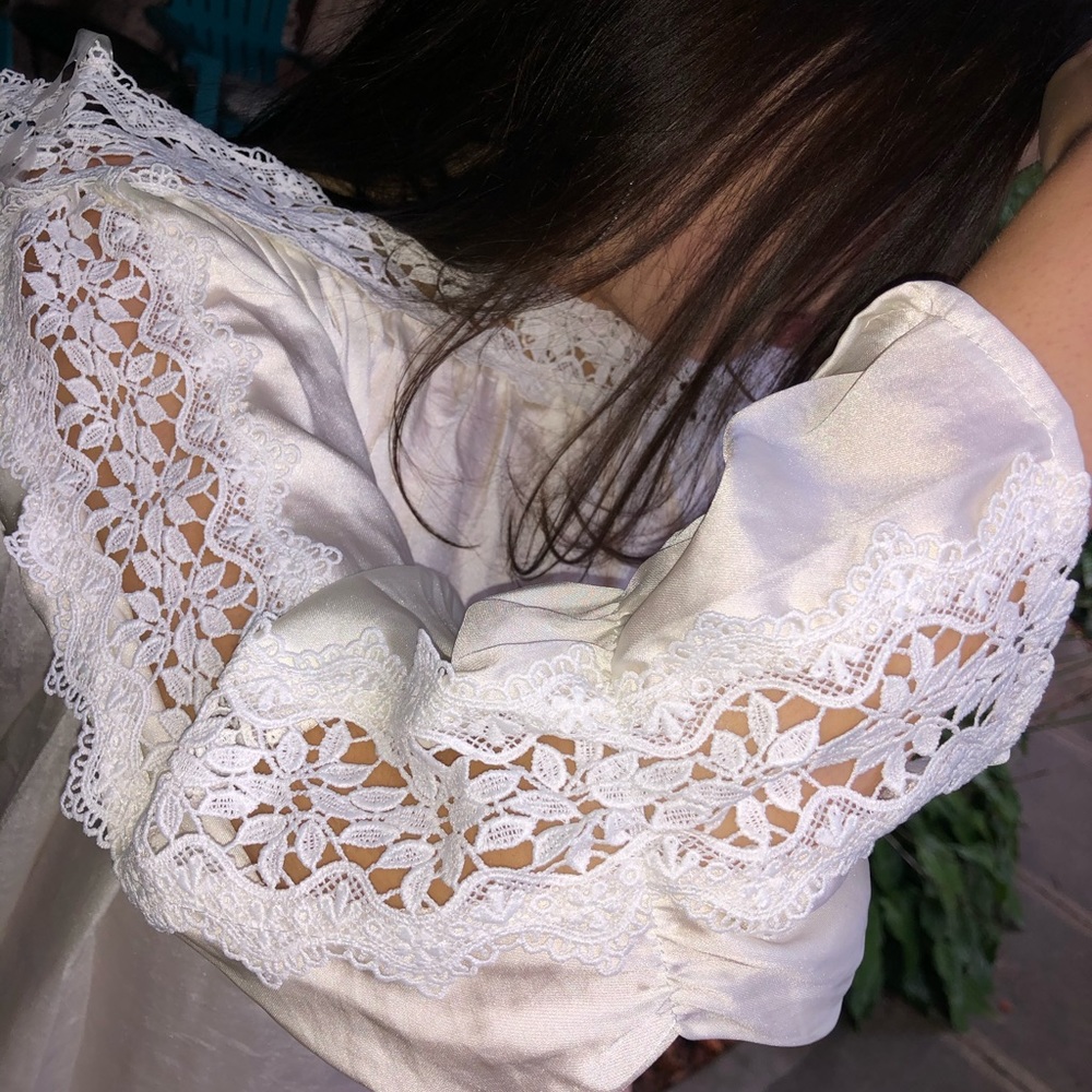 🍭NWT Hummingbird Lace Embellished Top - Picture 7 of 9